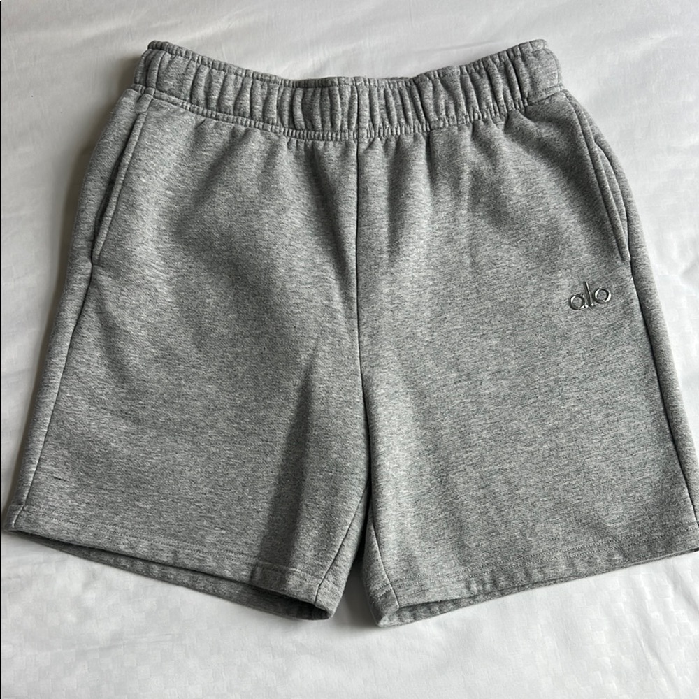Alo Gray Accolade Sweat Shorts